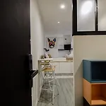 Studette Au Coeur De La Ville, Wifi, Ac 公寓 阿雅克肖
