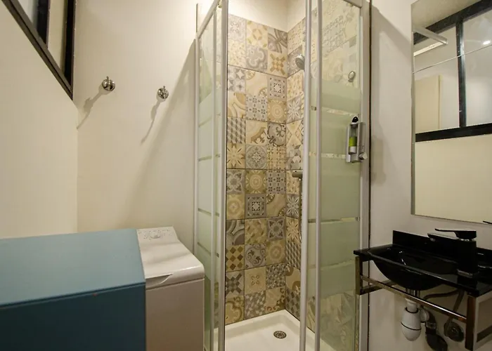 Apartament Studette Au Coeur De La Ville, Wifi, Ac Ajaccio (Corsica)